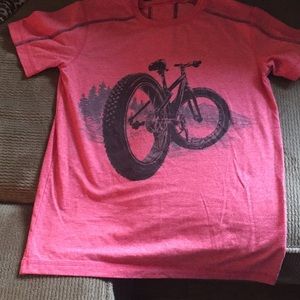 LL Bean Boys T-shirt size 14-16 red